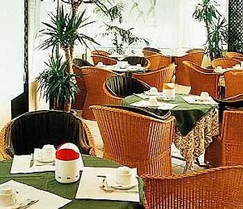 Szálloda Bellevue, Sure Collection By Western Pesaro