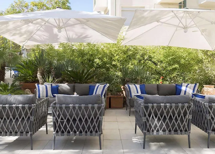 Bellevue, Sure Collection By Western 3* Pesaro