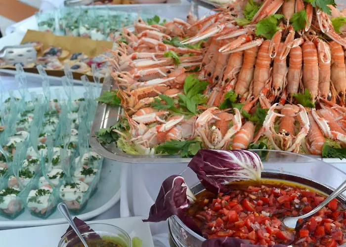 Hotel Bellevue, Sure Collection By Western Pesaro