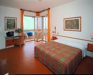 Bellevue, Sure Collection By Western Hotel 3*