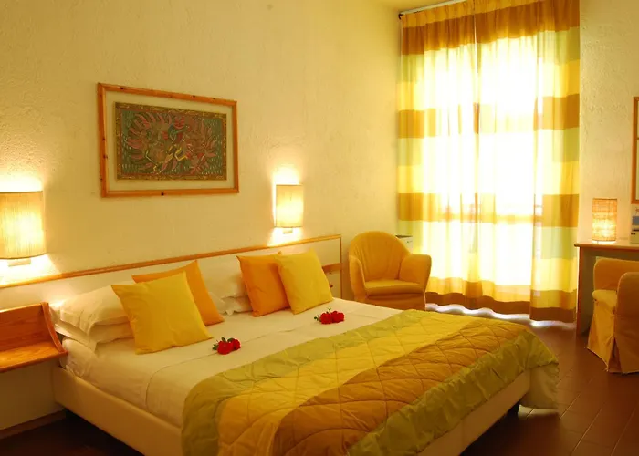 Bellevue, Sure Collection By Western Pesaro